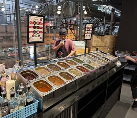 LaLa Shabu Century Onnutのセルフサービスコーナー
