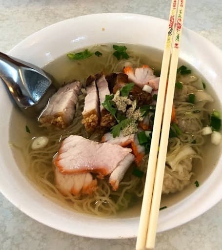 On Nut Roast Duck Noodlesのローストダック麺