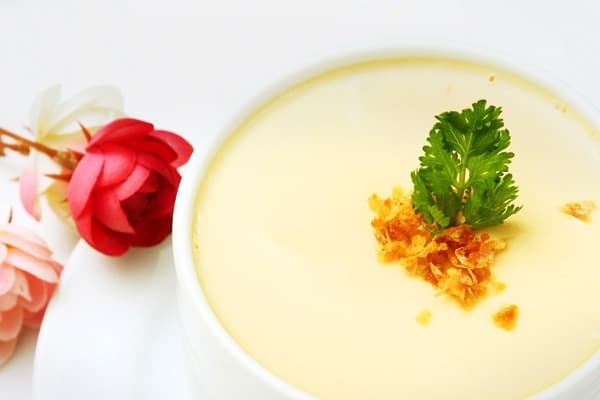 Baan Iceのなめらかなココナッツプリンデザート