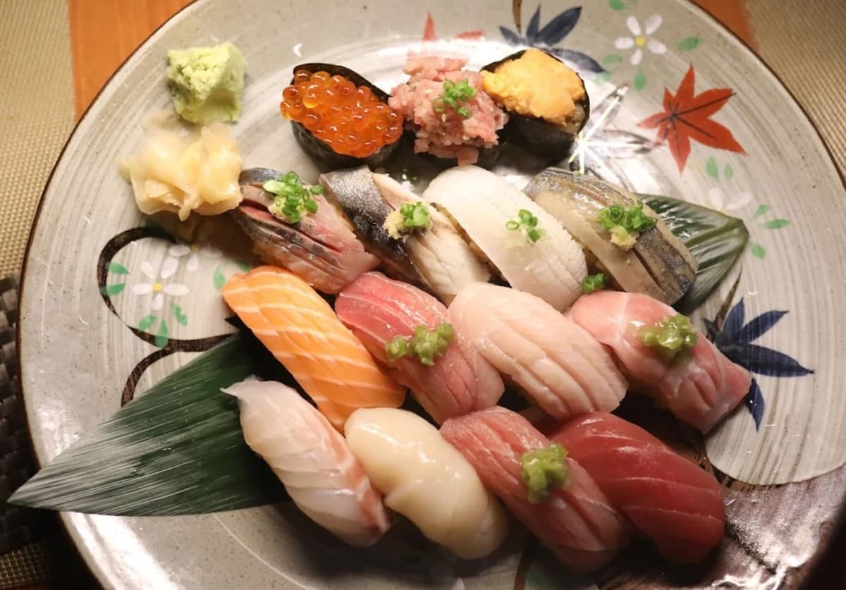 鮨 郷土居酒屋 三陸