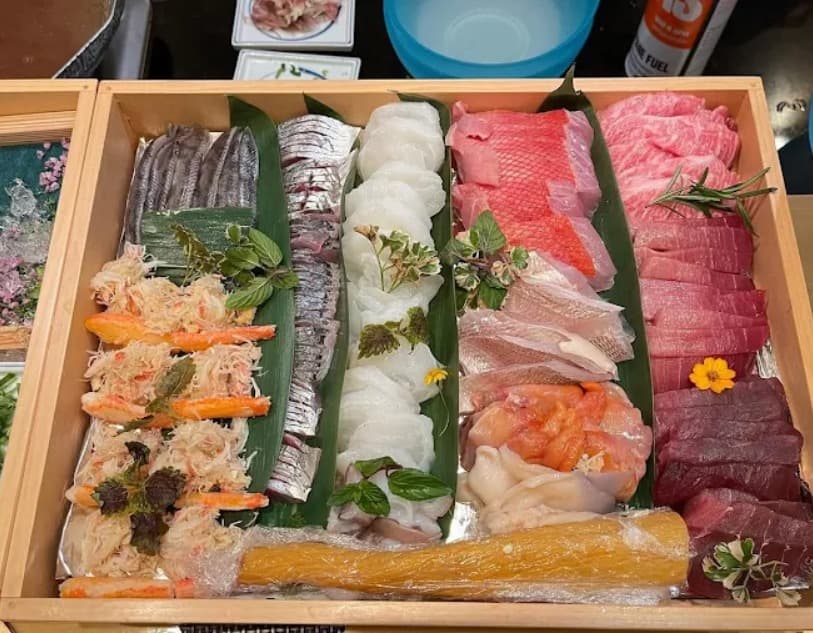 料理:鮮度抜群のネタを使用する寿司 赤酢の握り寿司