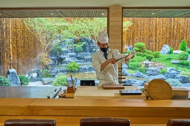 Sushi Juban Takumi Thonglor 寿司十番匠トンロー