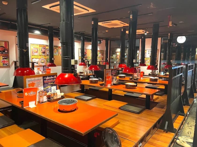 店内:ファミリーも利用しやすい焼肉 スタミナ苑 日本街店の座敷席