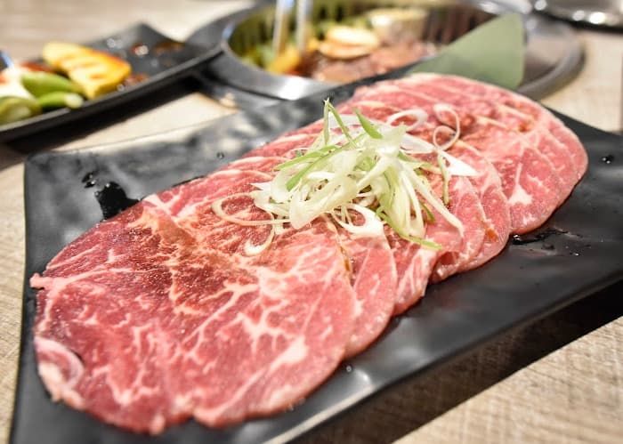 精肉店 エカマイ