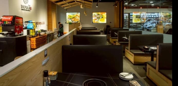 グループ利用向けの店内空間