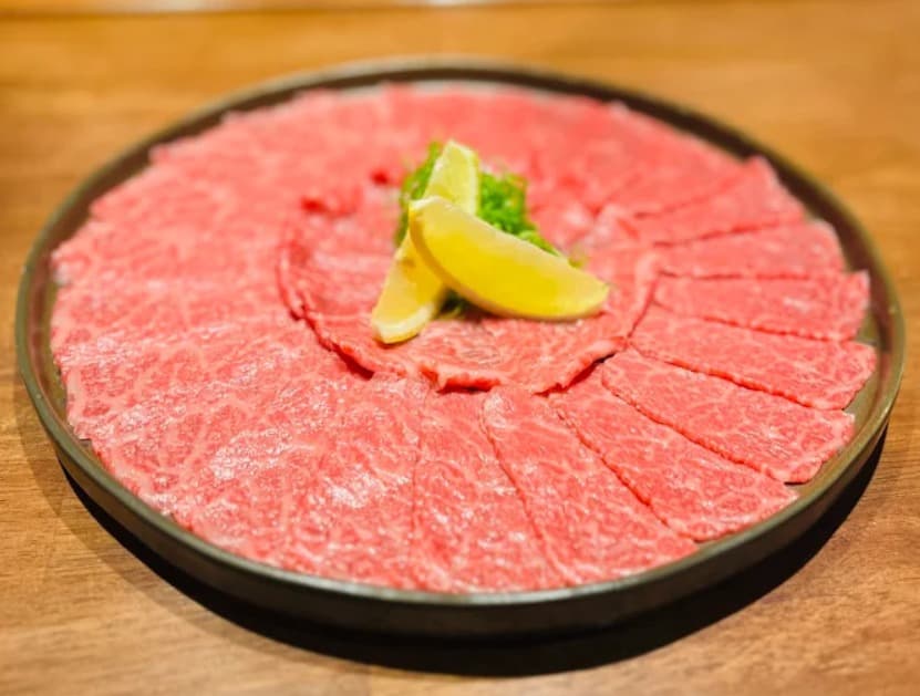 料理:柔らかく上質なにく処 鈴㐂の牛肉