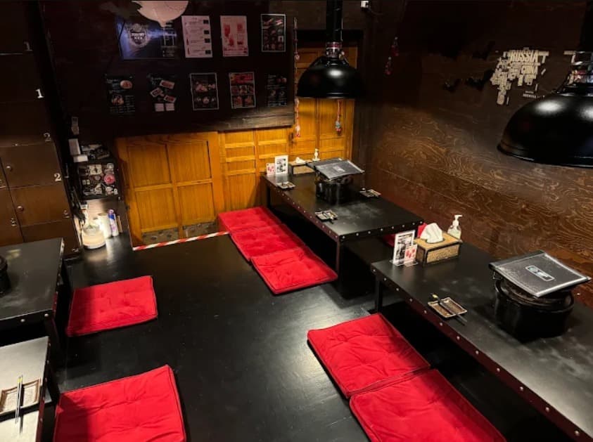 店内:和風モダンな東京 XXXの座敷席