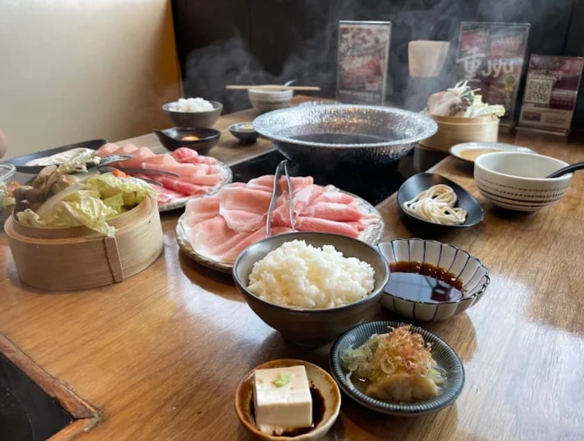 料理:個別の鍋でゆったり楽しめる銀座しゃぶ天のしゃぶしゃぶ