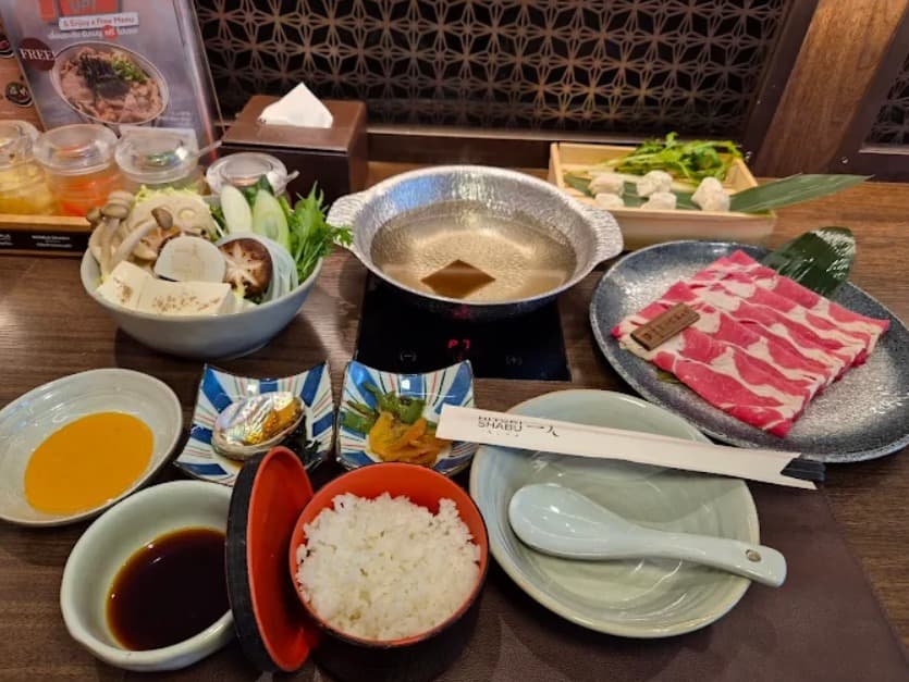 料理:王道の昆布だしで味わる一人しゃぶ エムスフィアのしゃぶしゃぶ
