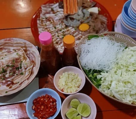 Mia Luang Moo Krathaのムーガタ用食材
