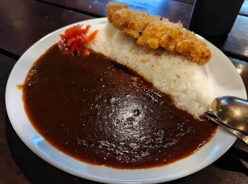料理:マイルドな味わいのKhao yiphun ข้าวญี่ปุ่นのカレーライス
