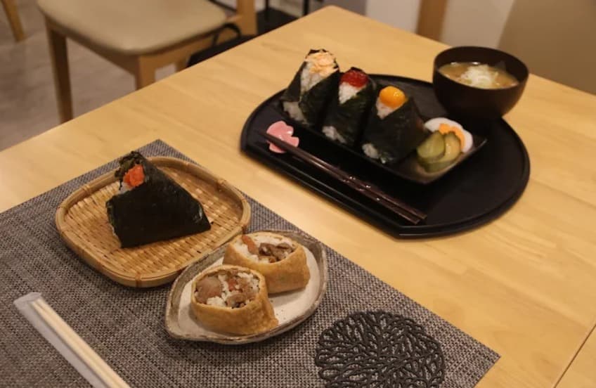 料理:サイドメニューも合わせて食べられるおにぎり屋 こめこめのおにぎり