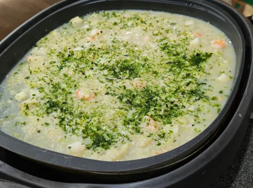 料理:トッピングも豊富などんどん もんじゃ焼きのもんじゃ焼き