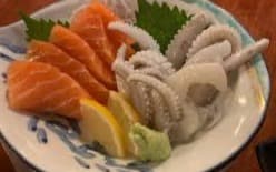 素材を活かしたお刺身盛り合わせ