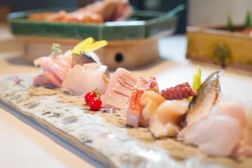 料理:職人技が光るKemuriyaの刺身