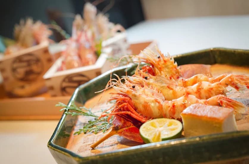 料理:新鮮な食材を厳選したKemuriyaの海老