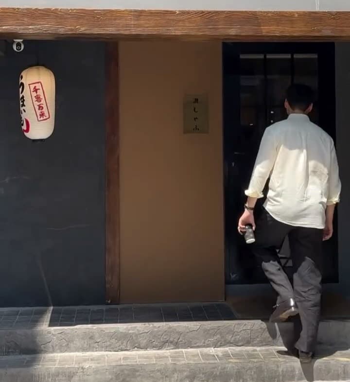 トンローのしゃぶしゃぶ店「Minamoto Shabu」の店舗外観