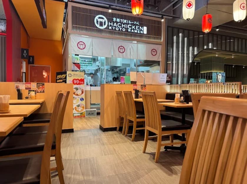 店内:京都TORIらーめん HACHICKEN