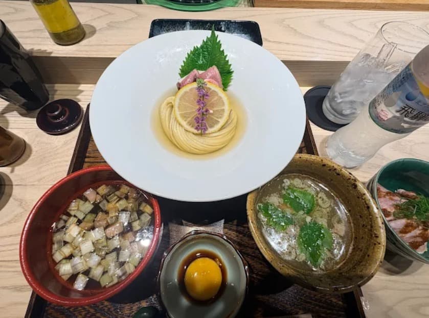 料理:一杯の完成度を楽しめるNO NAME NOODLE BKKのつけそば
