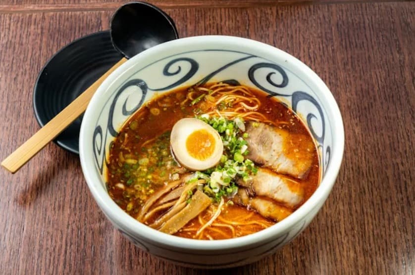 料理:コシのある太麺がスープに絡むつけ麺専門 周月の周平ラーメン