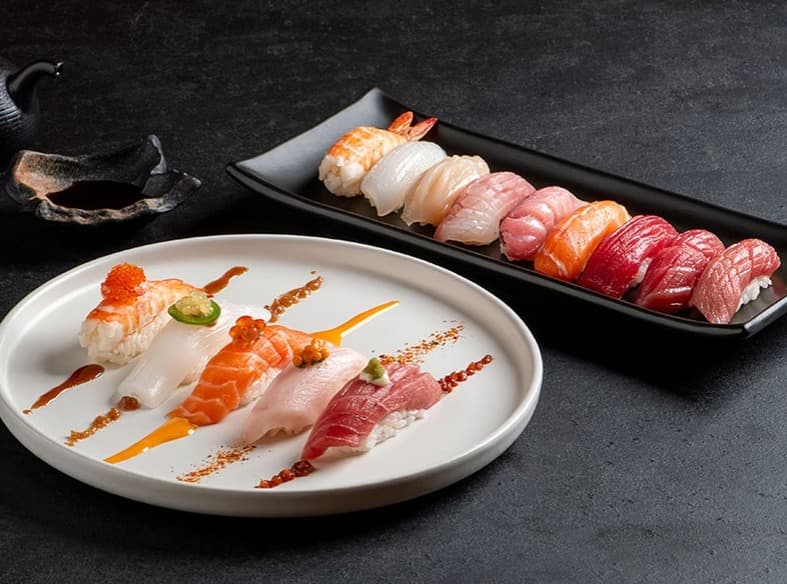 KINKI Japanese Progressive Dining and Barの寿司盛り合わせ
