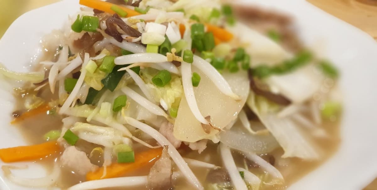 青龍ラーメンの野菜たっぷりちゃんぽん