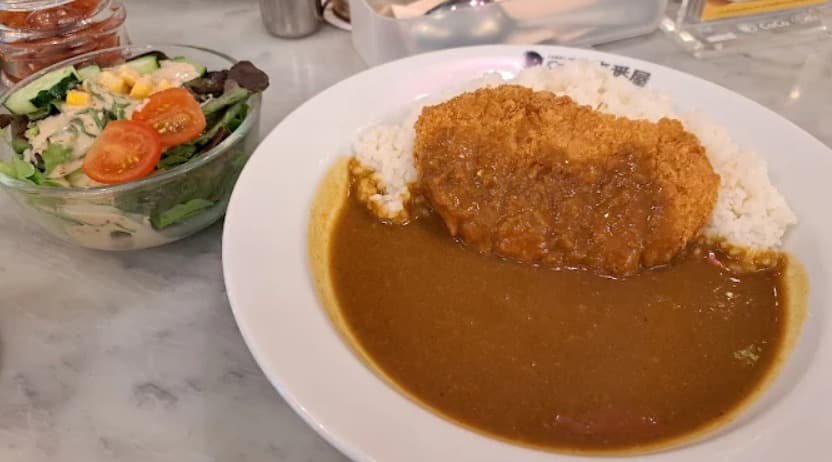 料理:サクッと揚げられたCoCo壱番屋 エムクオーティエのポークカツカレー
