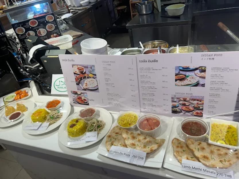 店内:日本語メニューもありわかりやすいロイヤル インディア エンポリアム店のメニュー