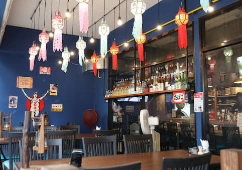 Sushi Izakaya Ajitoの店内