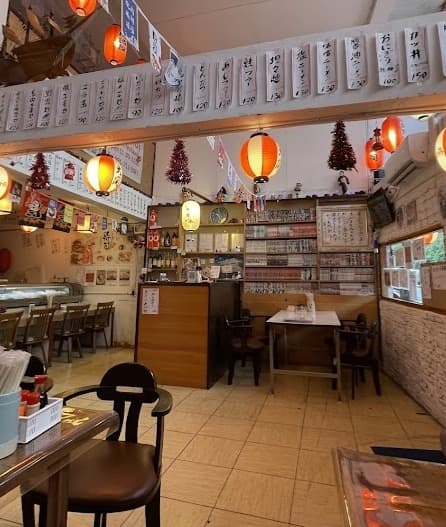 居酒屋 古都 ふるいの店内