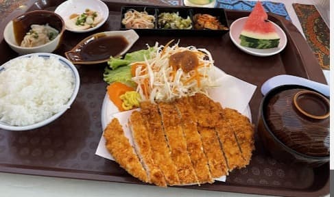 koto-ya on nut Japanese Izakayaのとんかつ定食