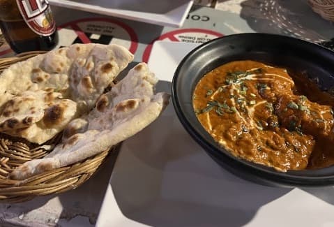 ブレッド&カレーのカレー、ナン