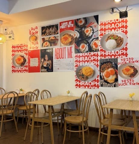 Phrao Phraoの店内席