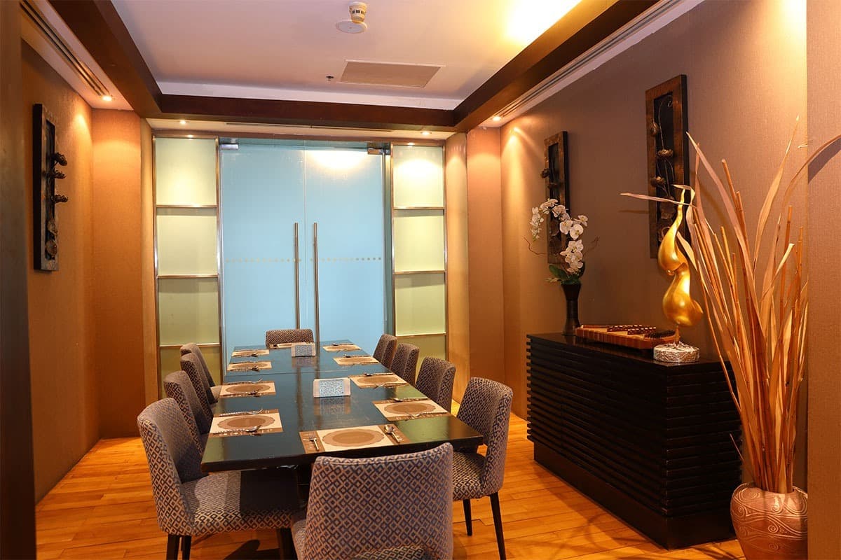Thonglor Ocha (Thai Cuisine)