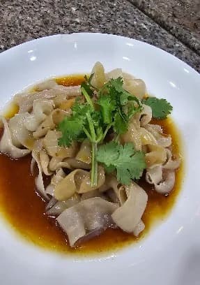 Buay Pochanaの中華風豚モツ料理(醤油ベースのタレ)