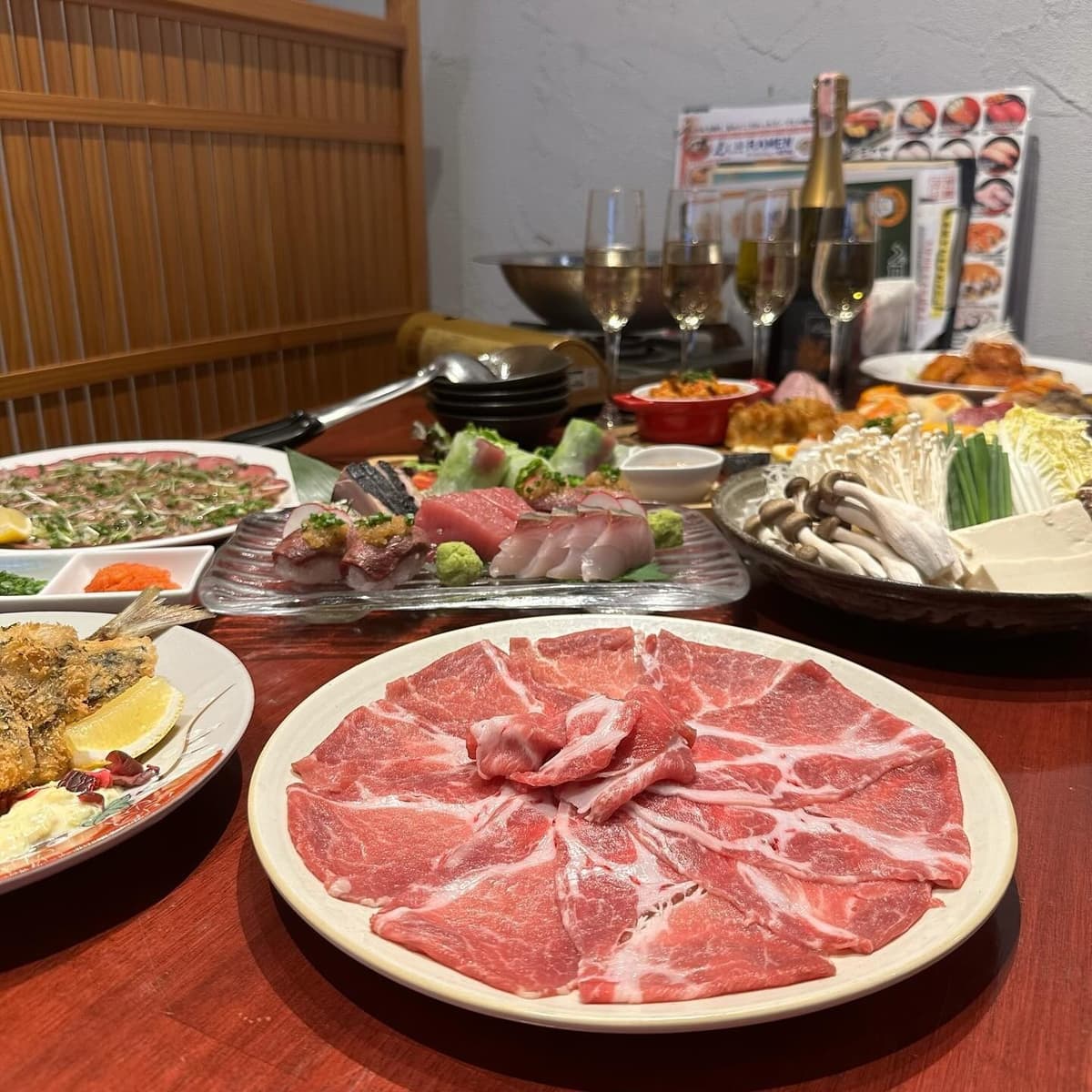 黒豚しゃぶしゃぶと刺身を楽しめる和食コース|レカン55 トンロー店