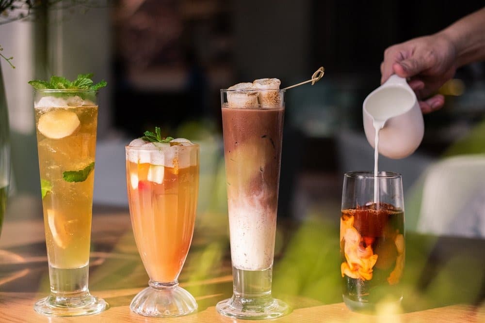 CURVE 55のコーヒーやティーなど人気のカフェドリンク(バンコク・トンロー)