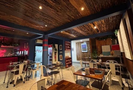 Sauced Bangkokの店内