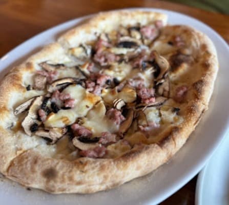 Peppe Italian Food & Wineのピザ