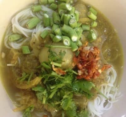 Myanmar Food And Groceriesの麺料理