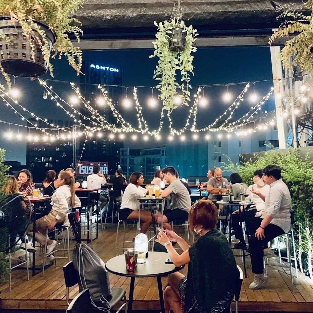 Tt Rooftop Bar