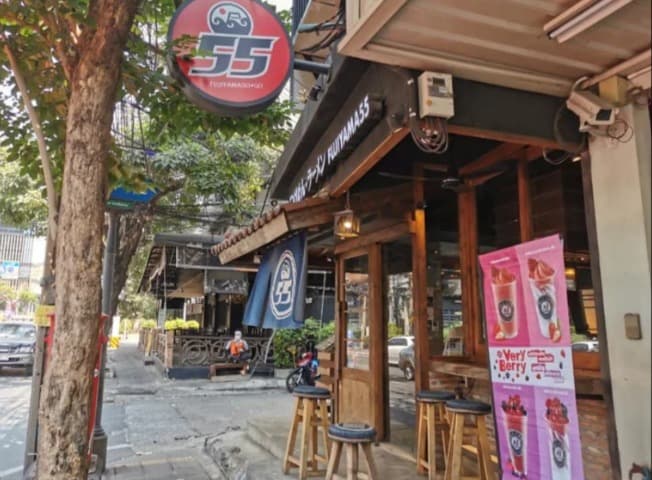 TSUKEMEN GOGO エカマイ